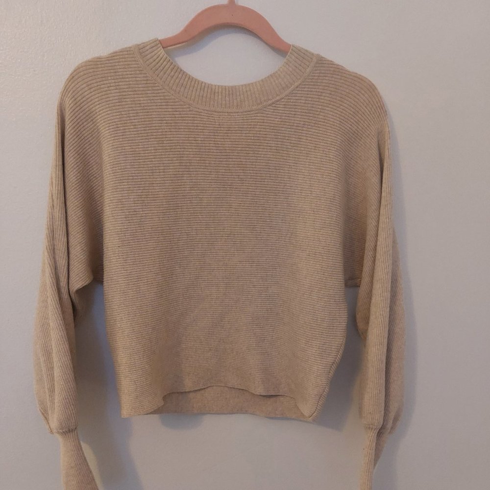 Baige Cropped Sweater
